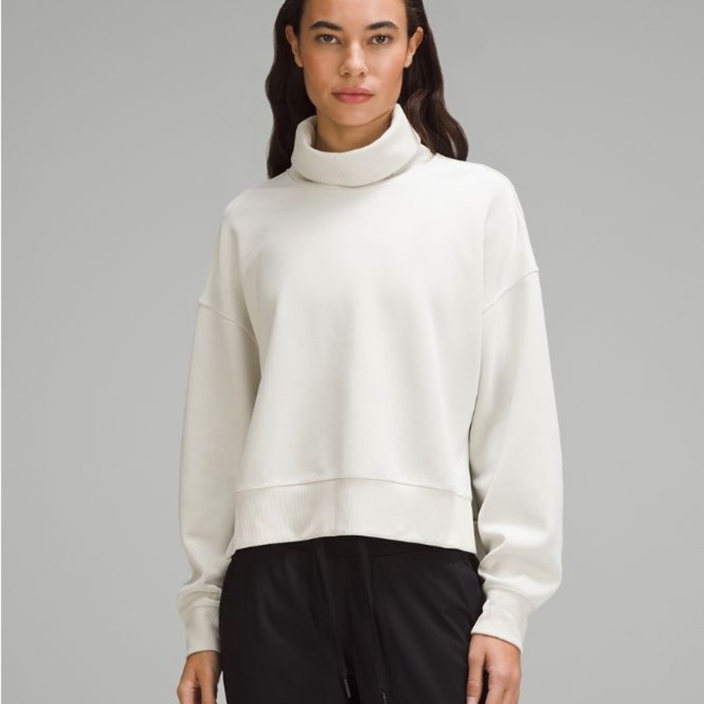 Lululemon Softstreme Turtleneck Pullover